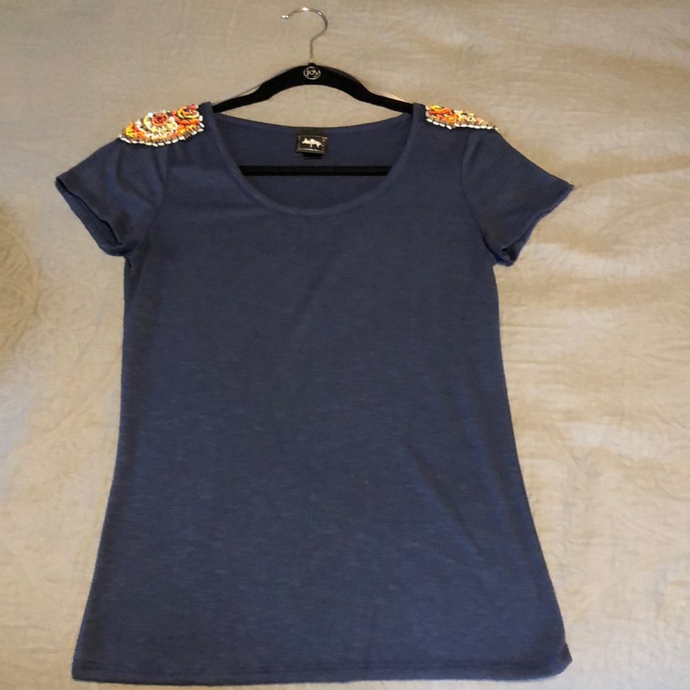 Day trip tee